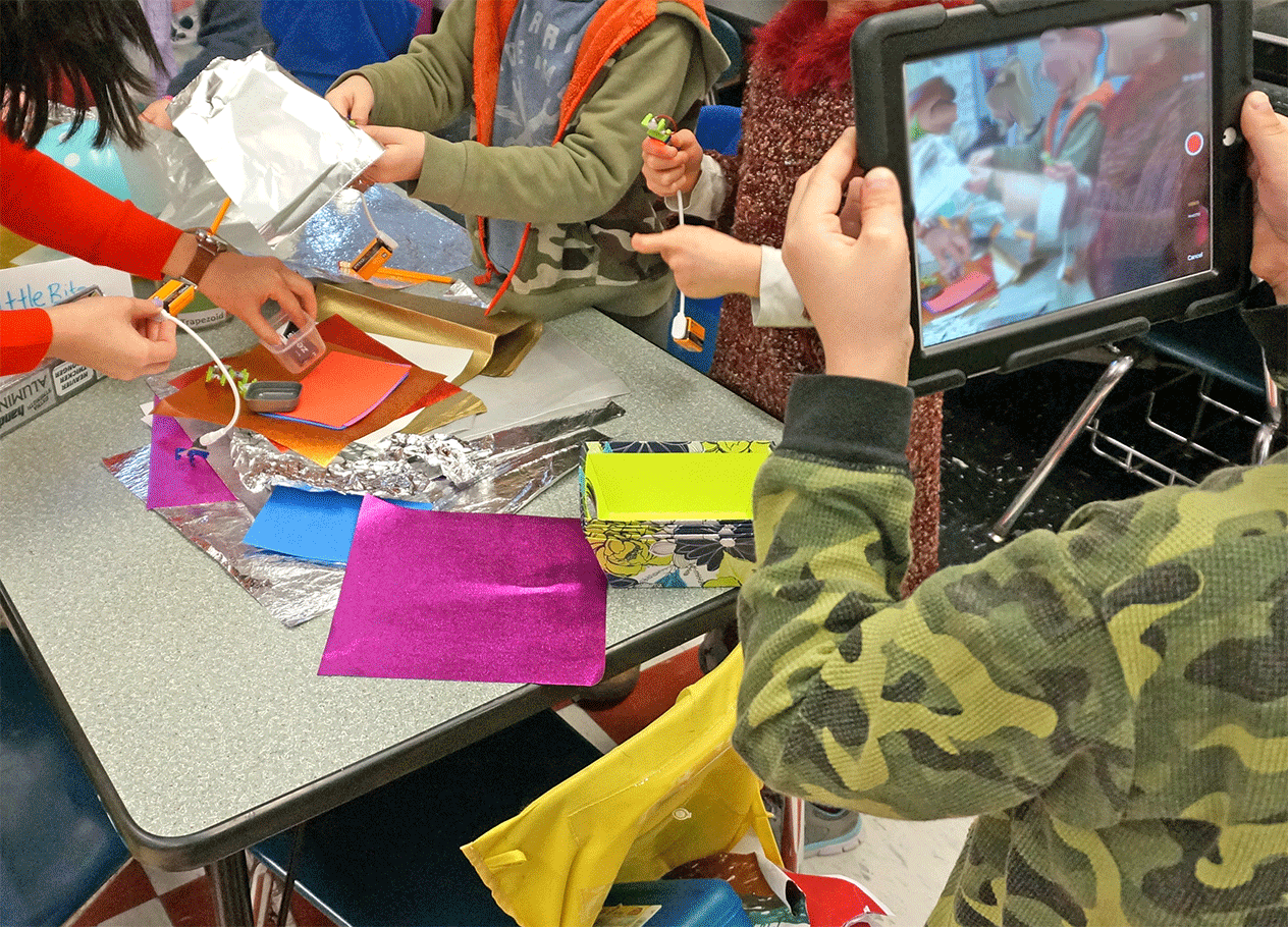 littleBits station